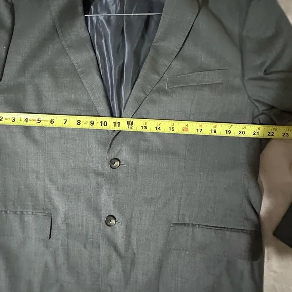 Michael Kors Men's Classic-Fit 100% Wool-Blend Stretch Solid Suit Jacket Sz.44R - Picture 6 of 16